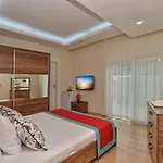 Flamingo 3*