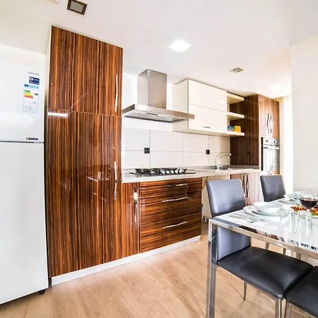 Flamingo Apartahotel 3*