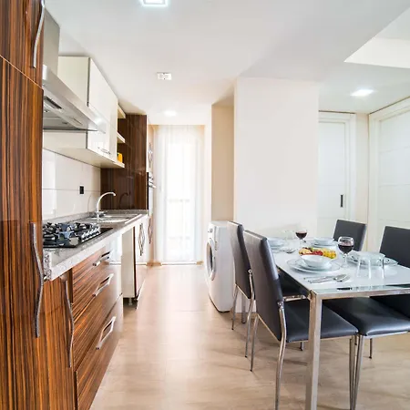 Flamingo Apartahotel