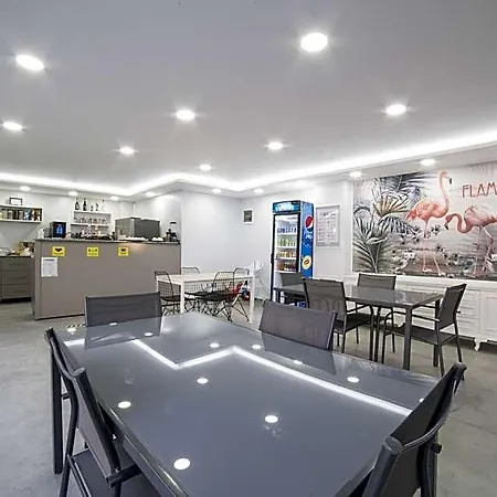 Flamingo Aparthotel