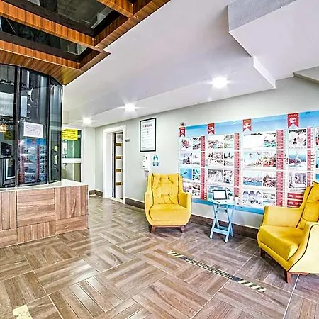 Flamingo Aparthotel