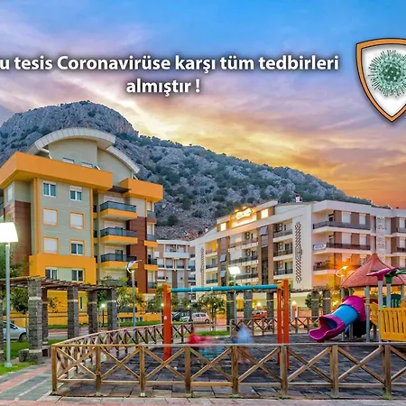 Flamingo Apartahotel 3*