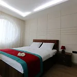 Flamingo 3*