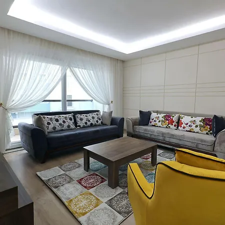 Flamingo Aparthotel 3*